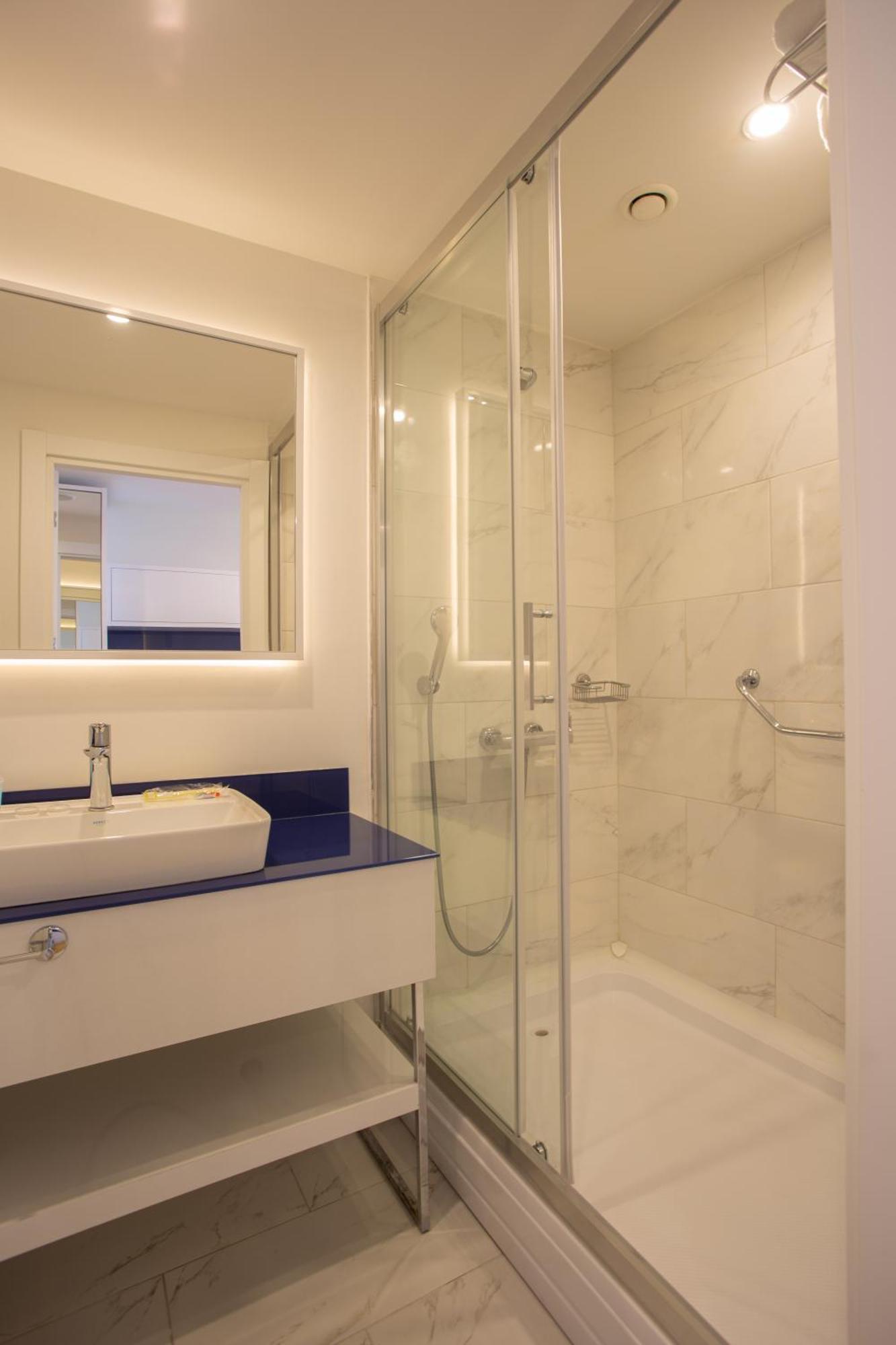 Batumi Concept Hotel Εξωτερικό φωτογραφία